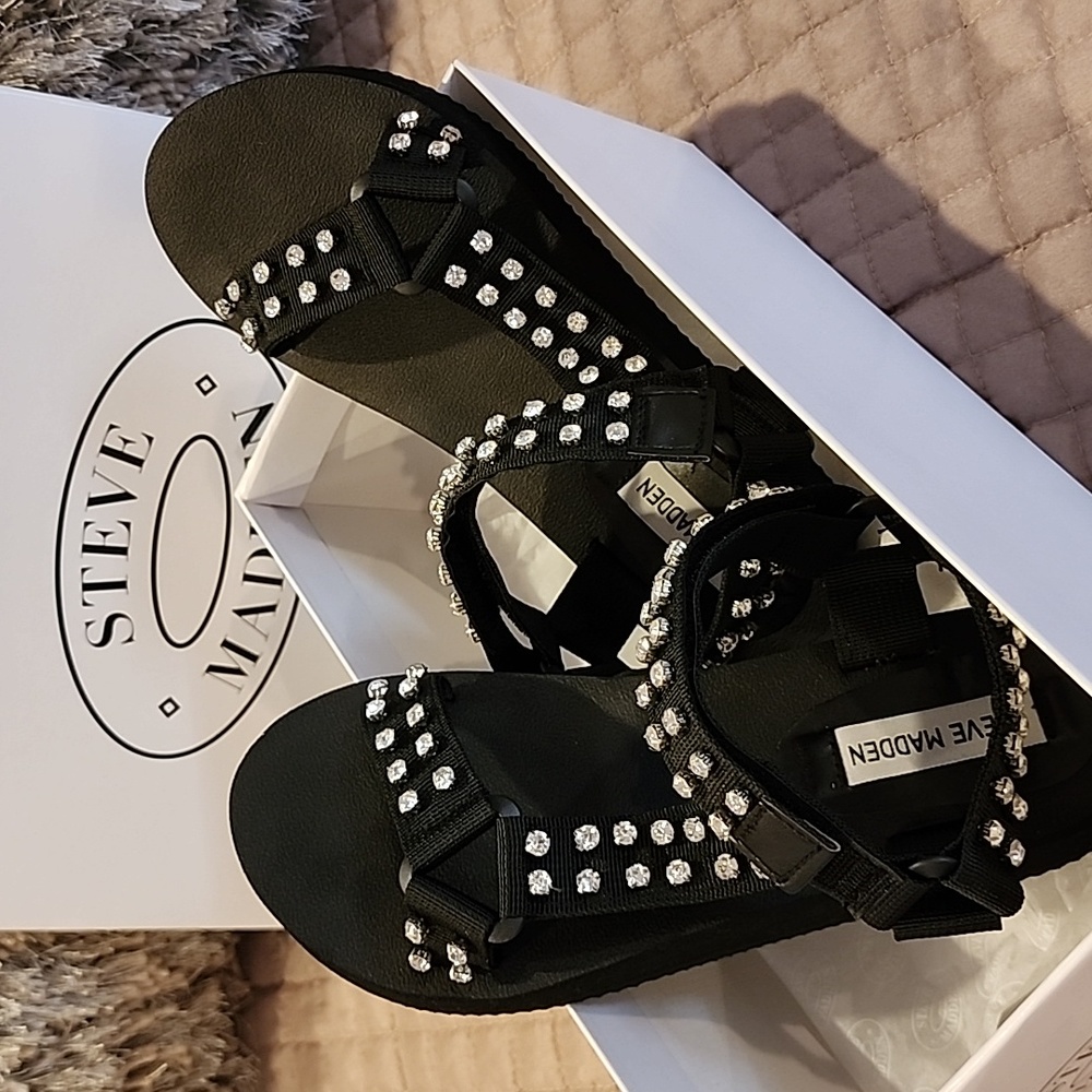Black Sandals